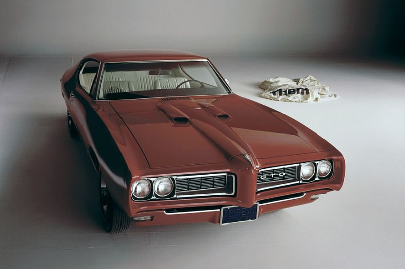 Просто добавь мотор: как Pontiac GTO открыл эру маслкаров