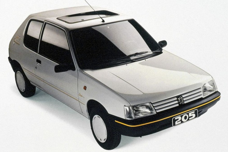 Львёнок-рекордсмен: почему Peugeot 205 был одним из лучших в своём классе